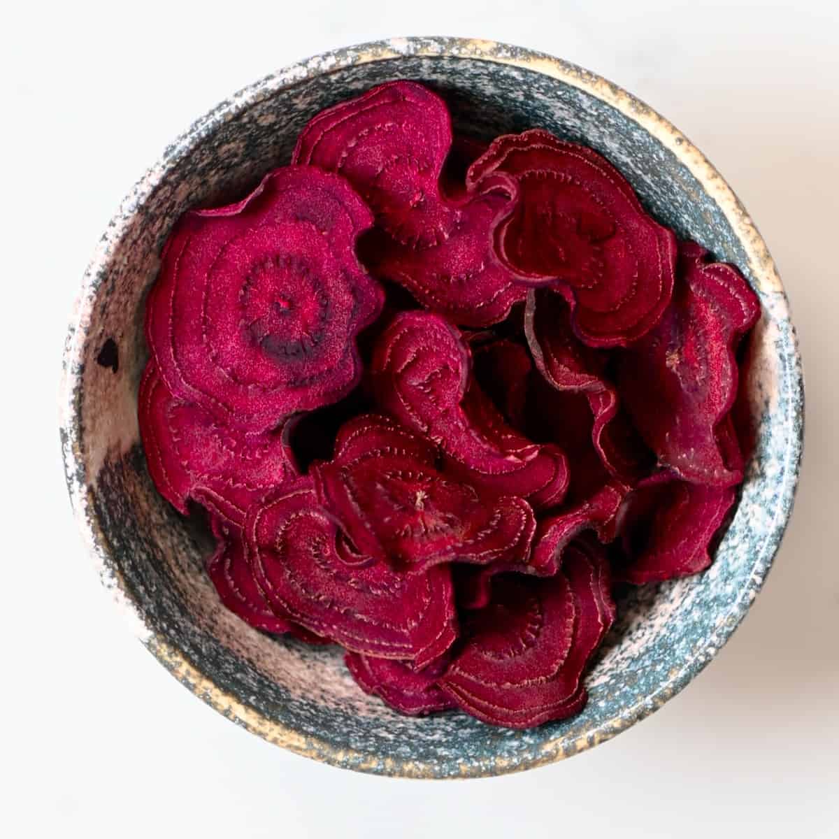 Make Healthy Beetroot Chips: Baked or Dehydrated Perfection